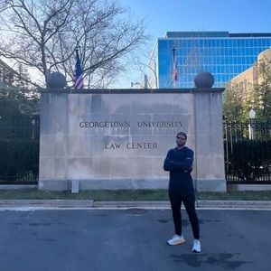 Meet your Posher, J.d.